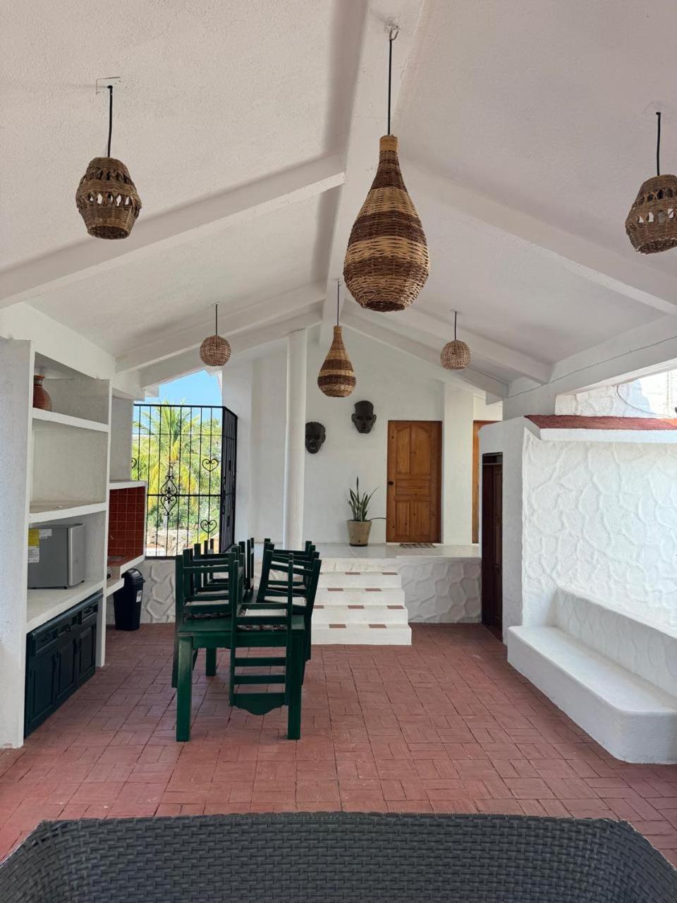 Casa Vacacional Bed & Breakfast ปูแอร์โตเอสกอนดิโด ภายนอก รูปภาพ